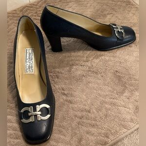 Sergio Selzer, Spanish Leather Collection Navy Blue Chunky Heels size 6 1/2